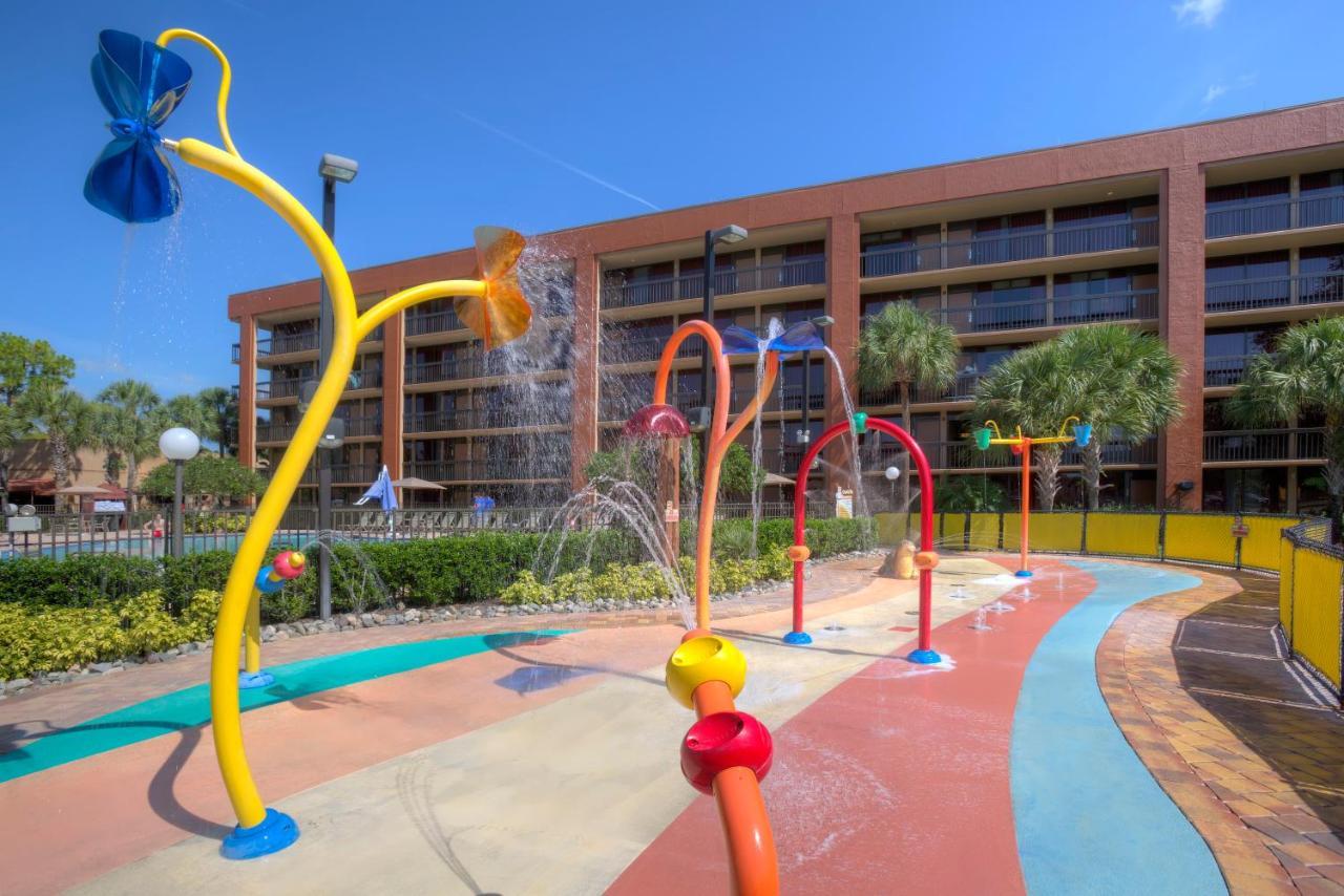 Clarion Inn & Suites At International Drive Williamsburg Ngoại thất bức ảnh
