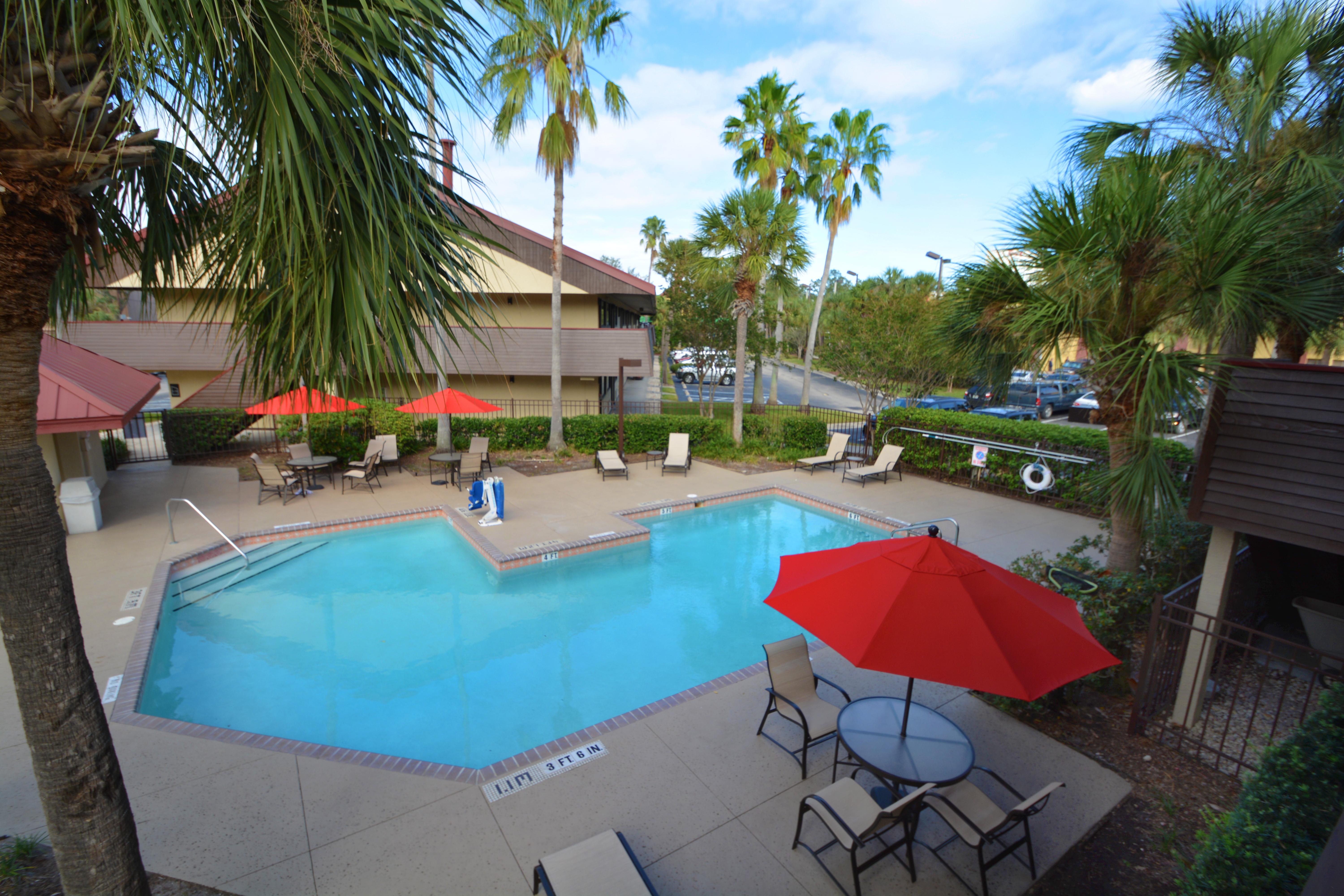 Clarion Inn & Suites At International Drive Williamsburg Ngoại thất bức ảnh