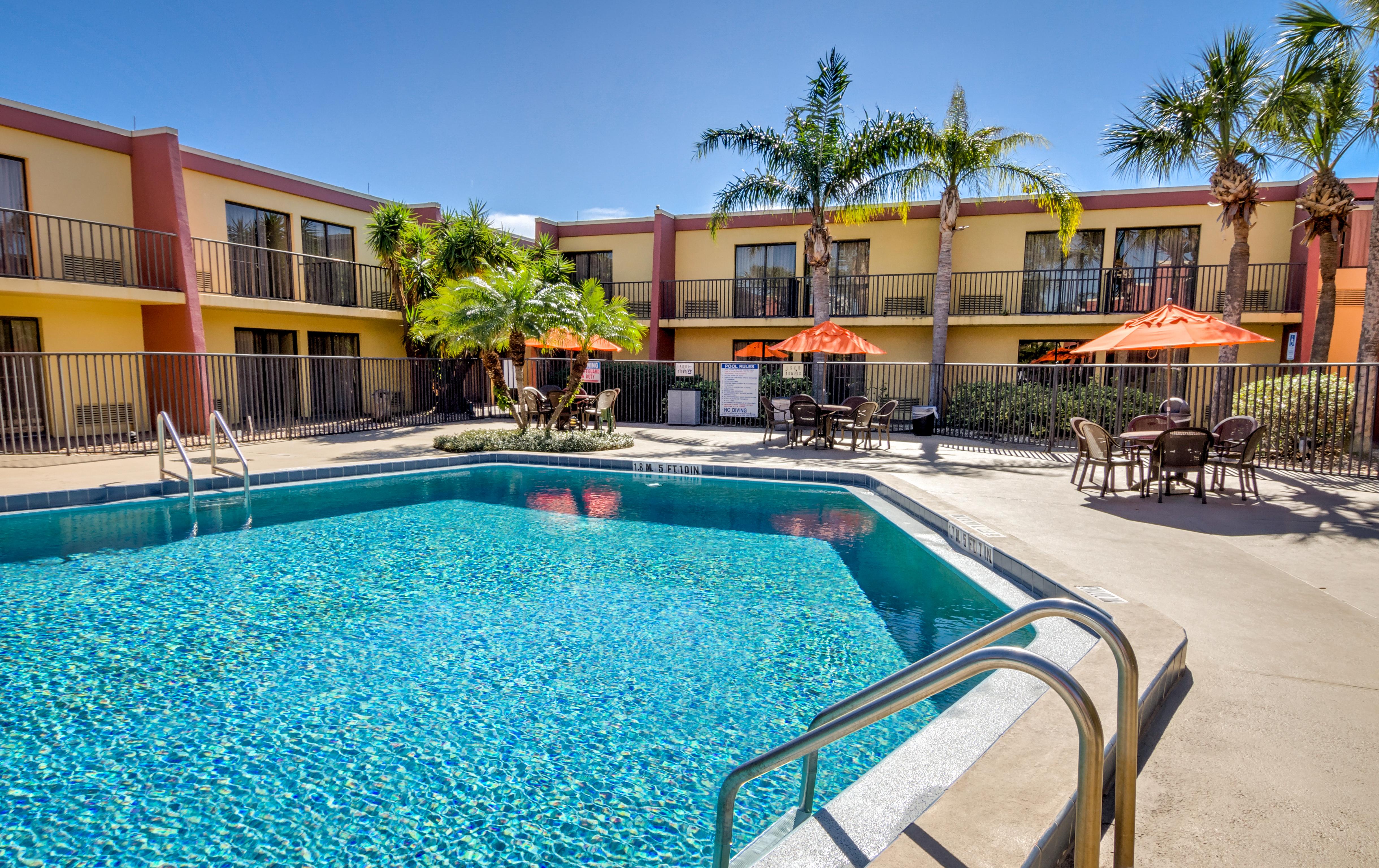 Clarion Inn & Suites At International Drive Williamsburg Ngoại thất bức ảnh