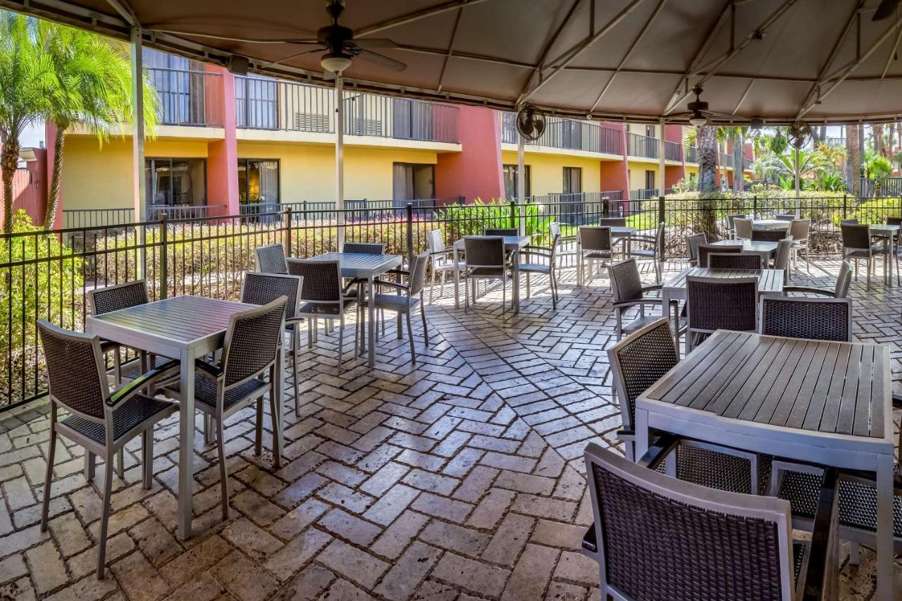 Clarion Inn & Suites At International Drive Williamsburg Ngoại thất bức ảnh